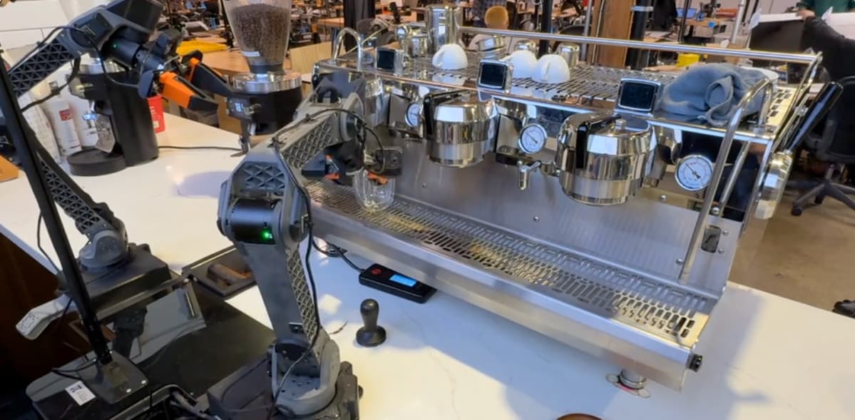 The General Purpose Robot Brain: Why the new Physical Intelligence pi0.7 Model is a Dev-First Inflection Point